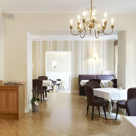 Hotel Royal-3
